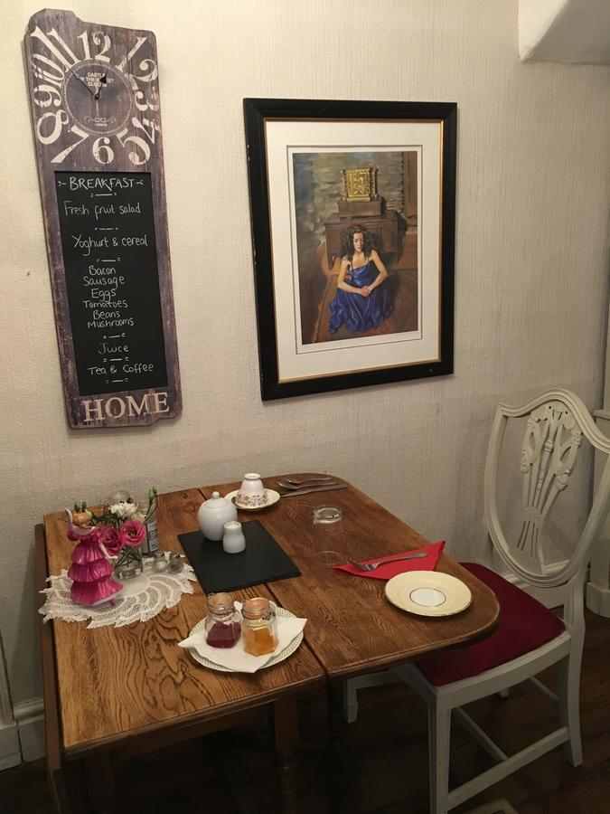 One Castle Street Bed And Breakfastベイクウェル エクステリア 写真